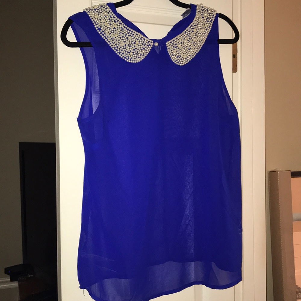 Cobalt blue with pearl collar
